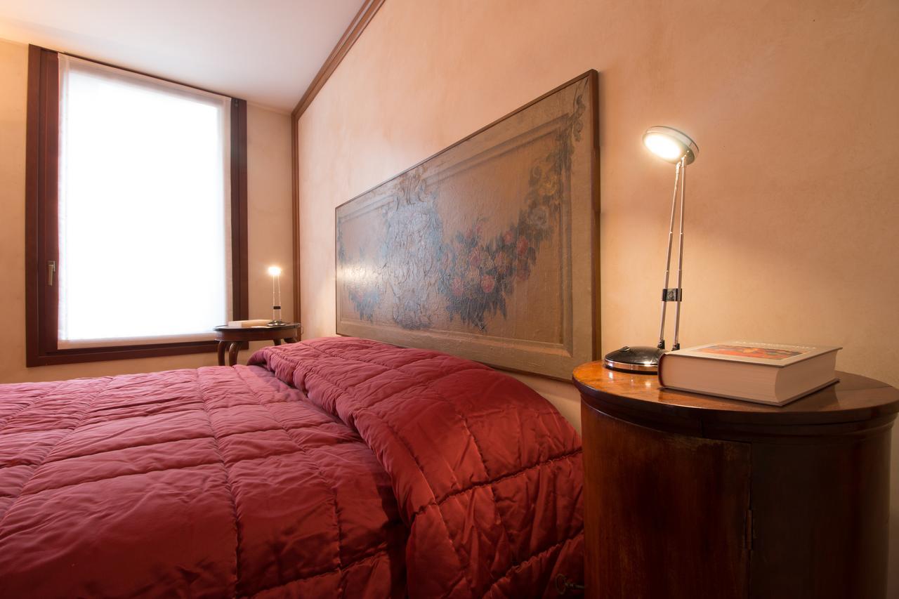 La Fenice Double Canal View Венеція Екстер'єр фото