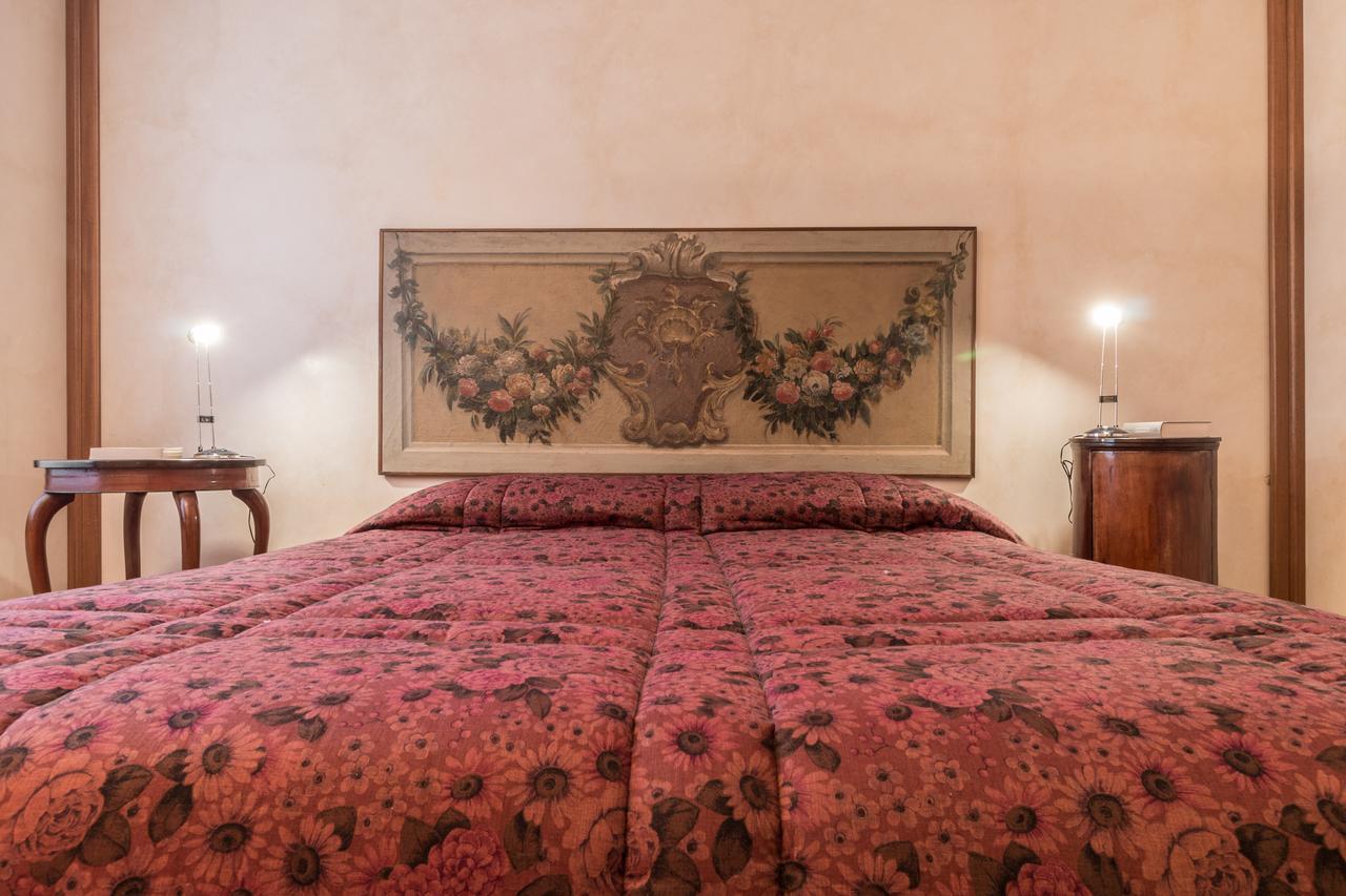 La Fenice Double Canal View Венеція Екстер'єр фото