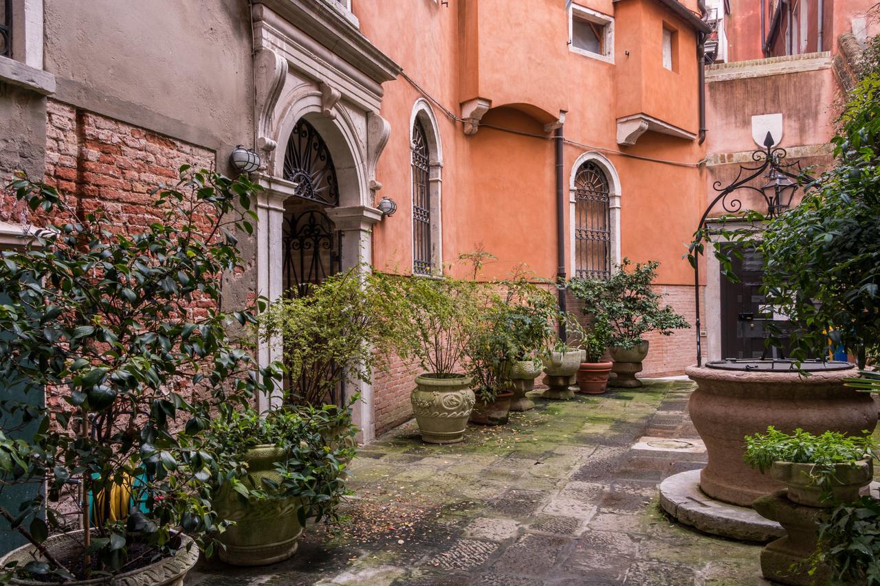 La Fenice Double Canal View Венеція Екстер'єр фото